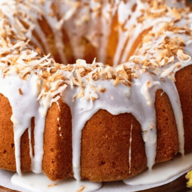 full bundt cake ready to serve