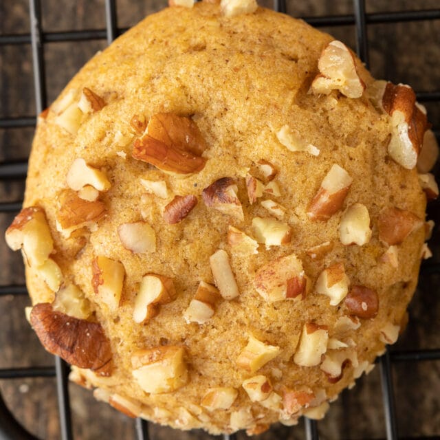 Baked cookie on wire rack close up.