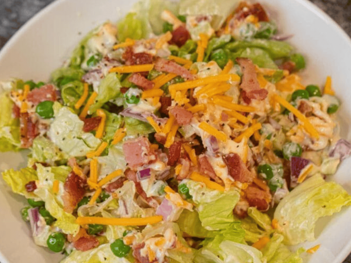 Salad that has been served on plate