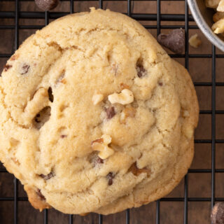 Cookie cooling on a baking rack.