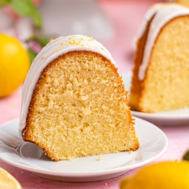 Slice of pound cake on serving plate.