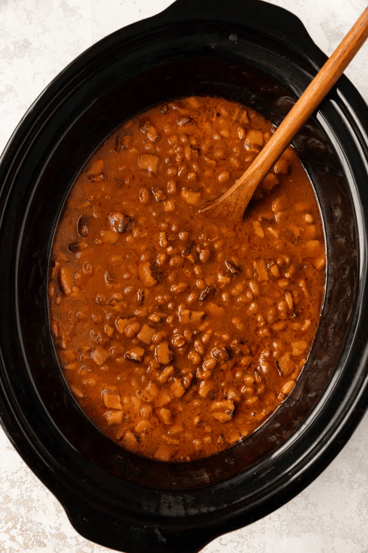 Stirring beans in a crockpot