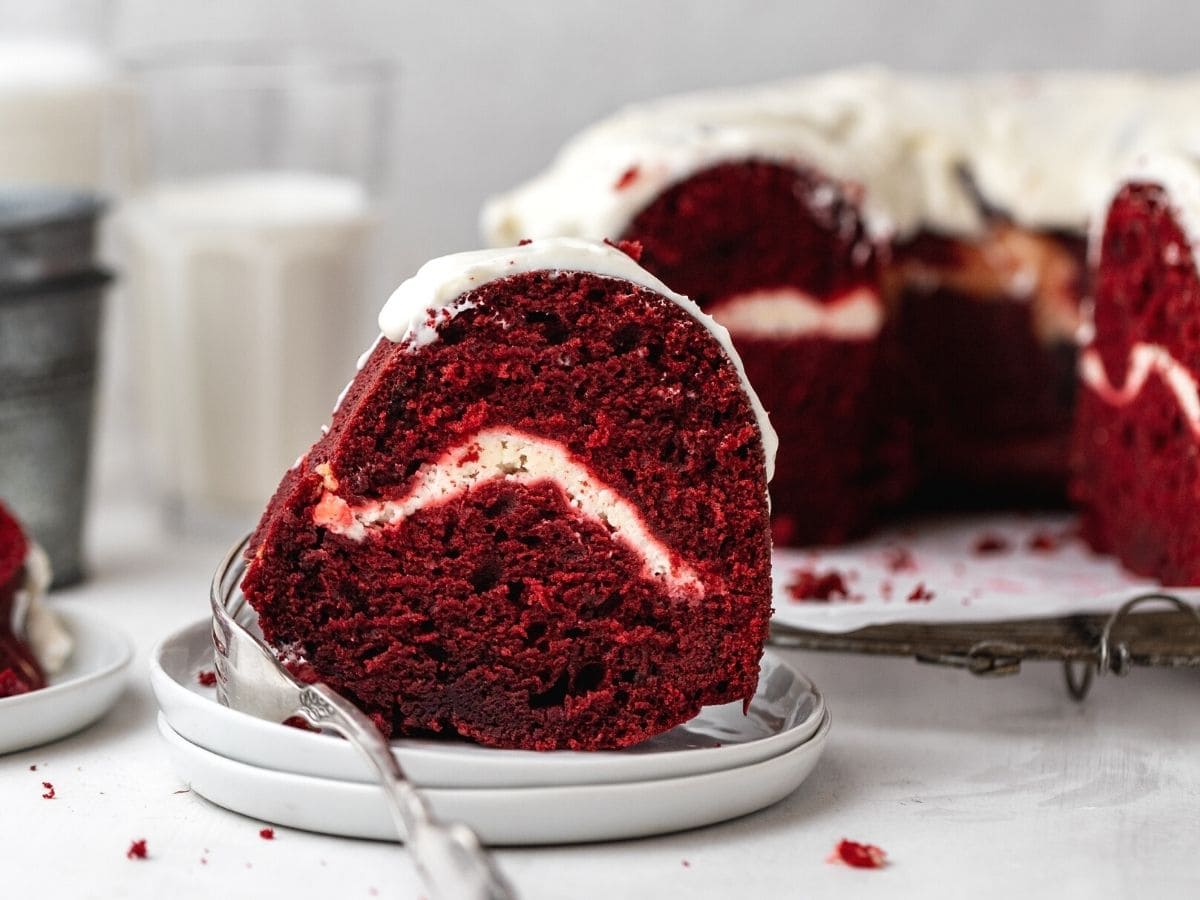 Red Velvet Chocolate Chip Bundt Cake – Recipes By Val