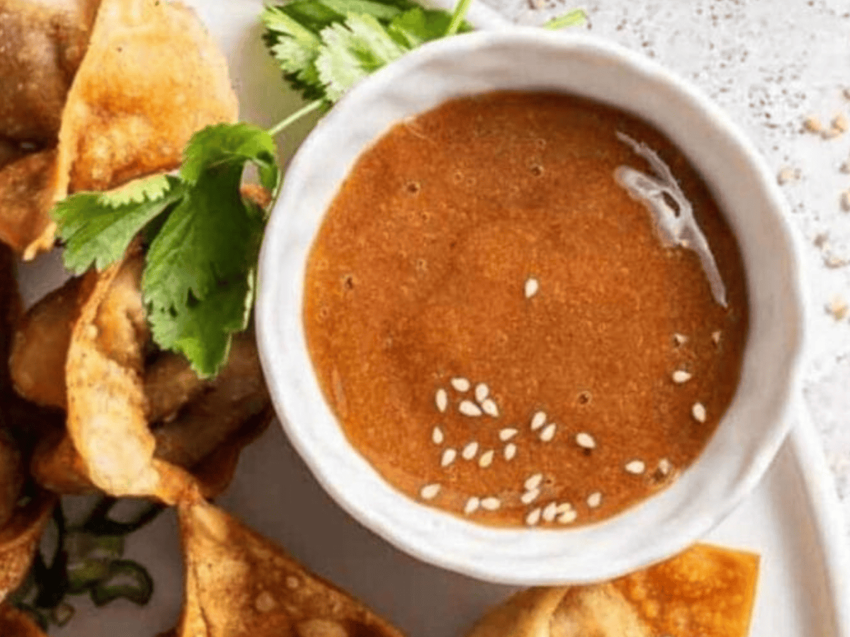 Close up of sauce in dish