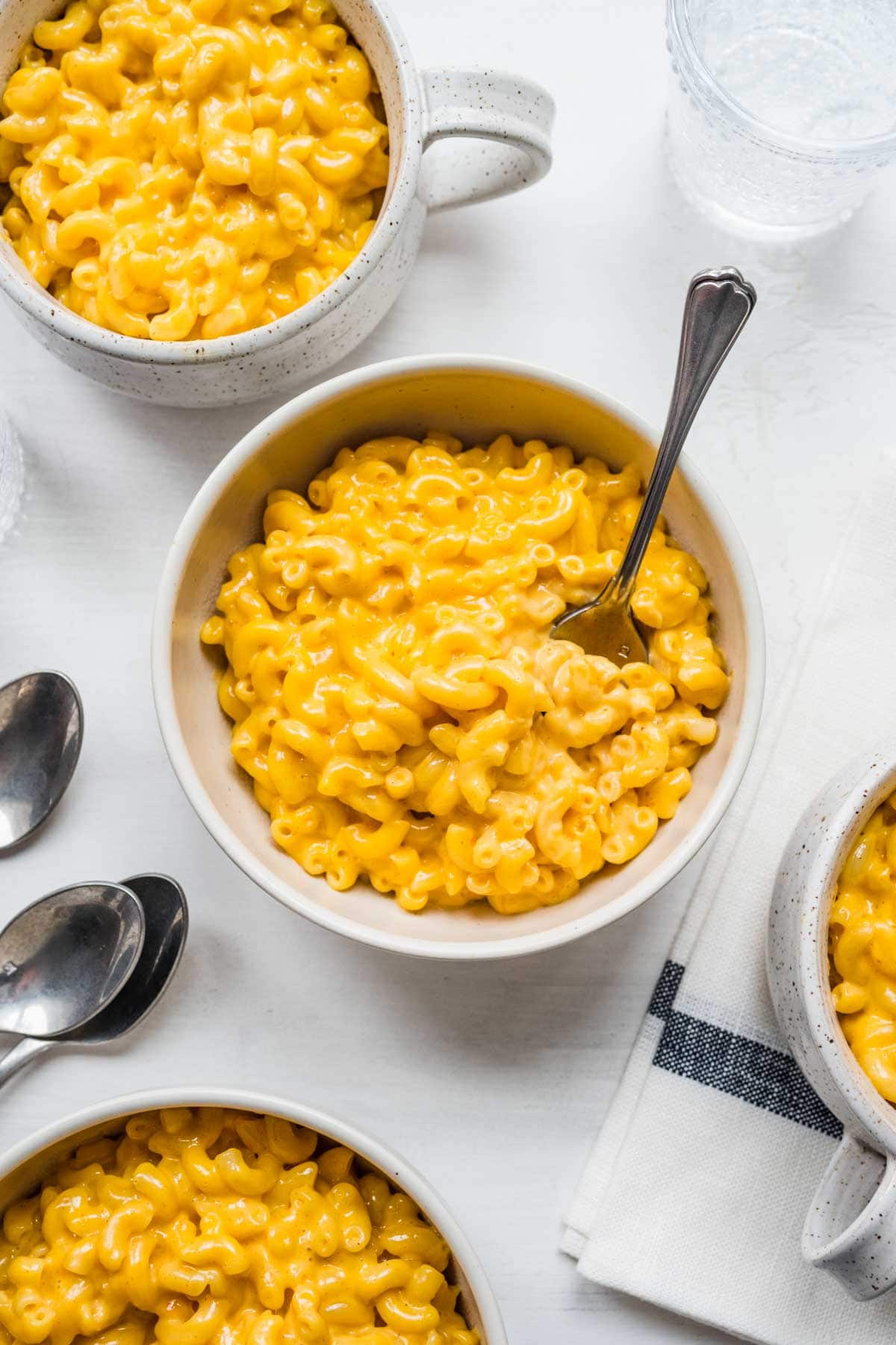 Velveeta Mac and Cheese (20 minute recipe)