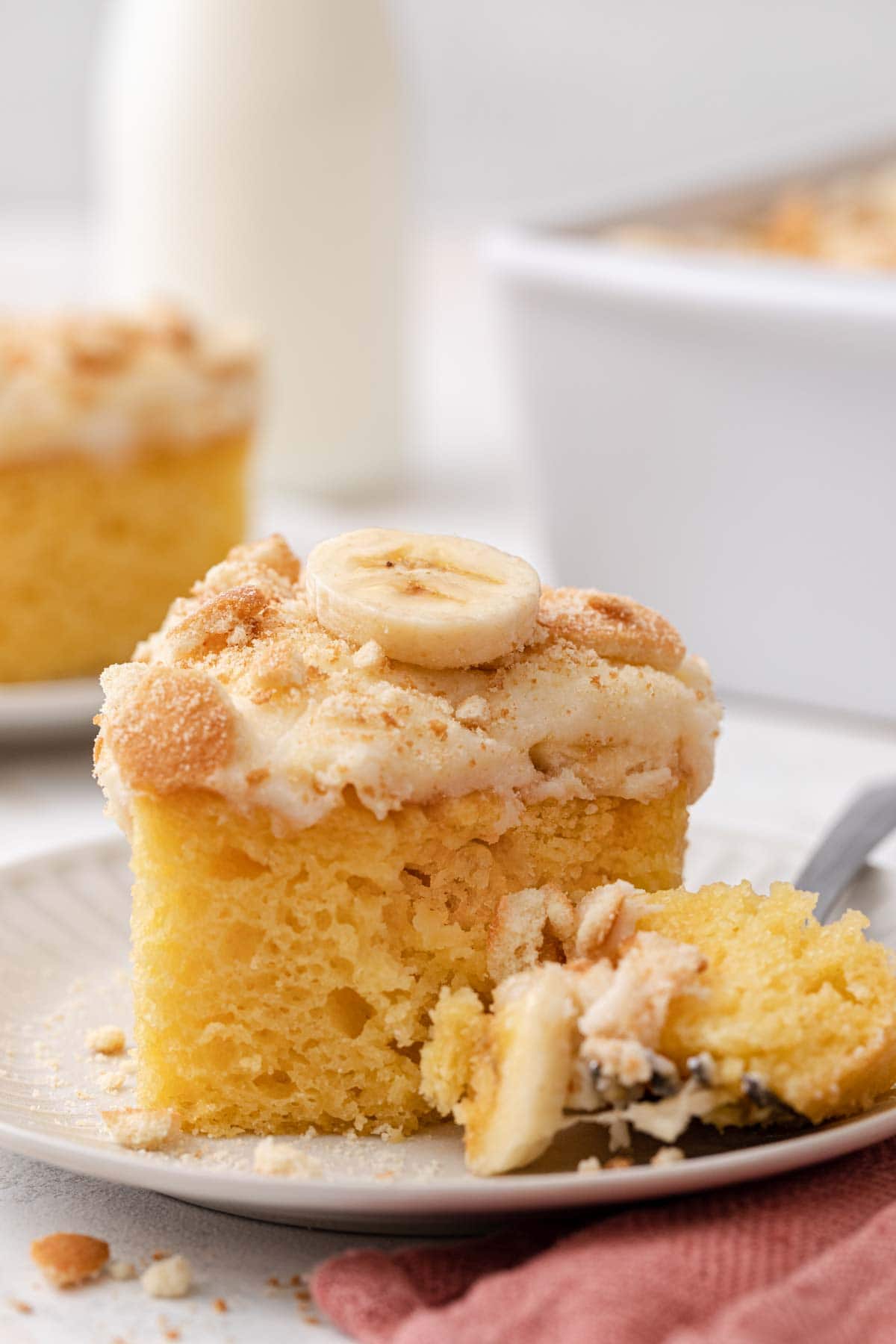 Easy Banana Pudding Cake - Crazy for Crust