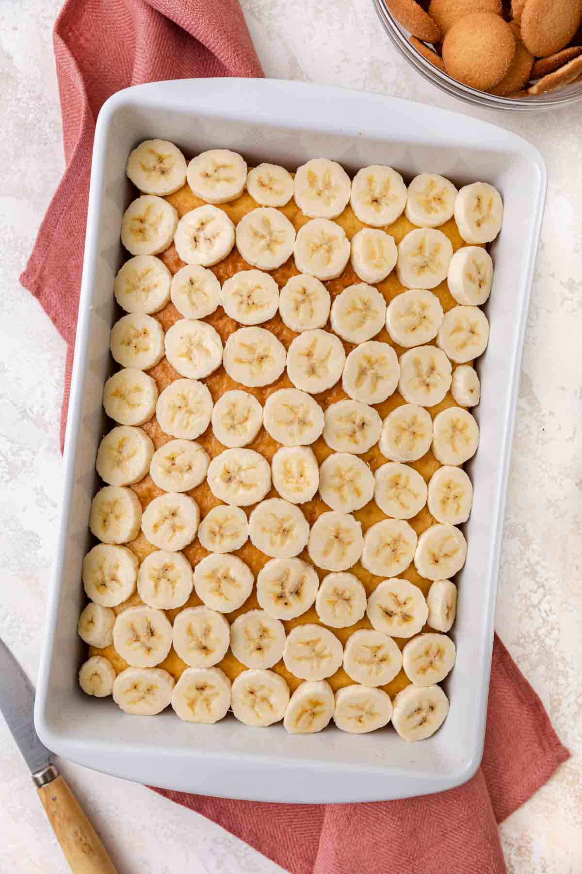 Banana Pudding Cake topped with Bananas