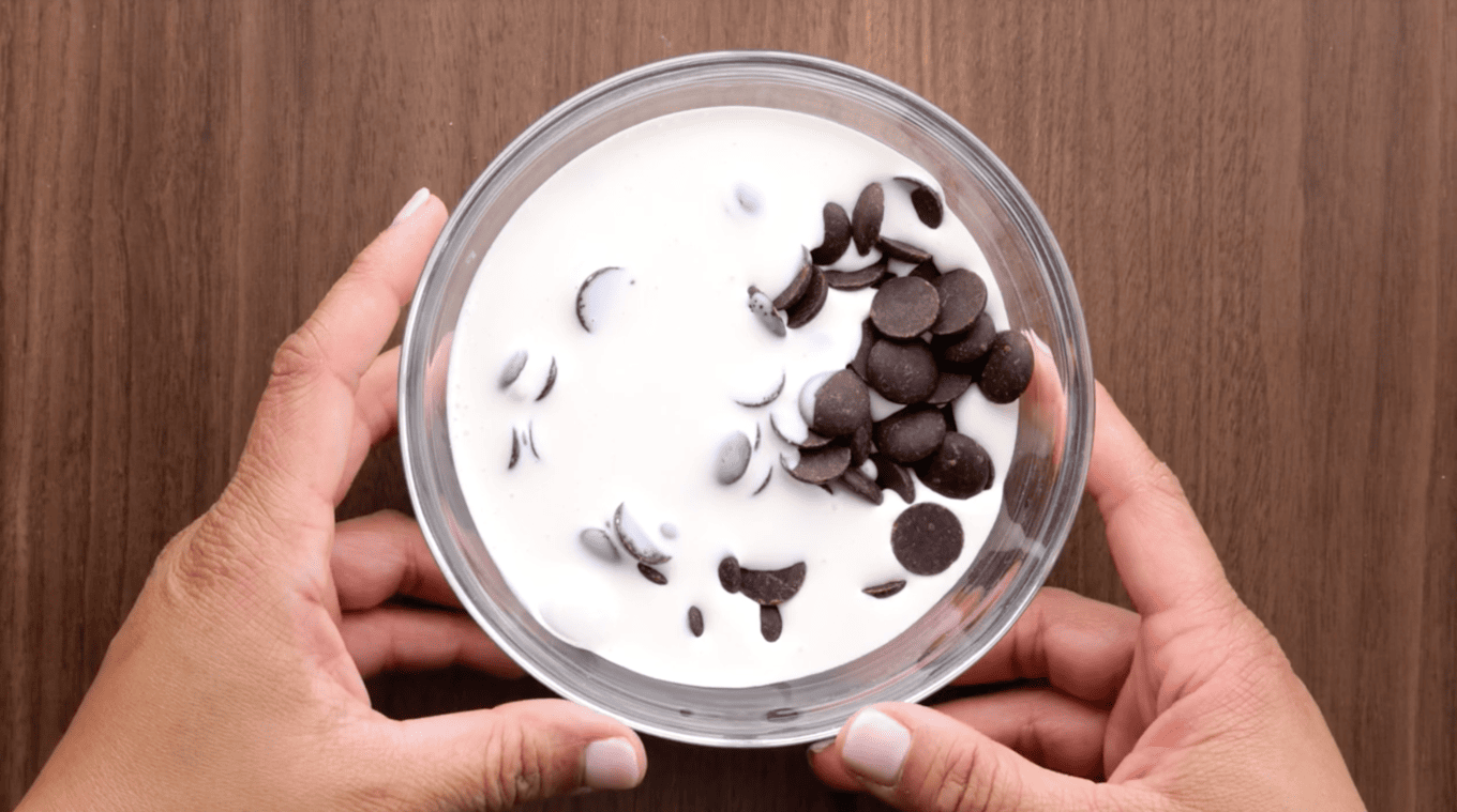 chocolate chips in heavy cream for melting