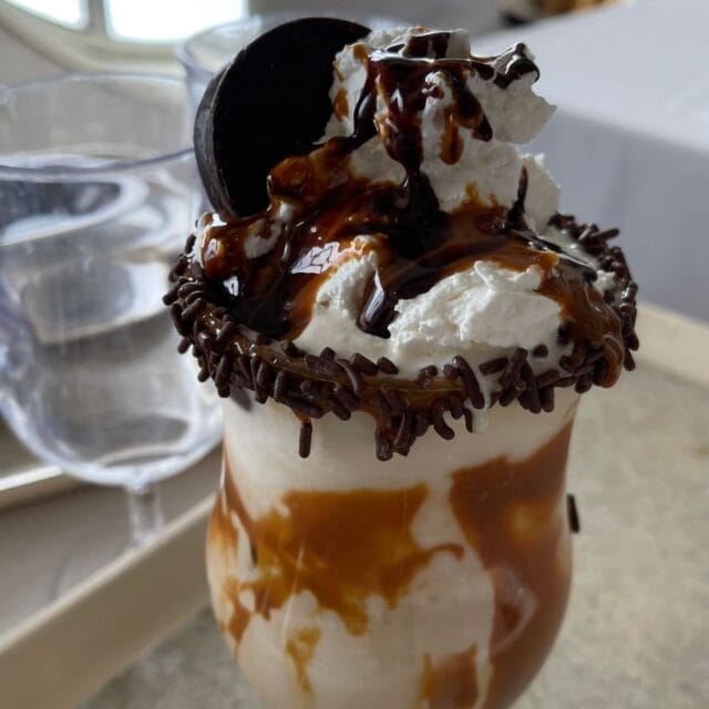 Assembled chocolate and dulce de leche shake