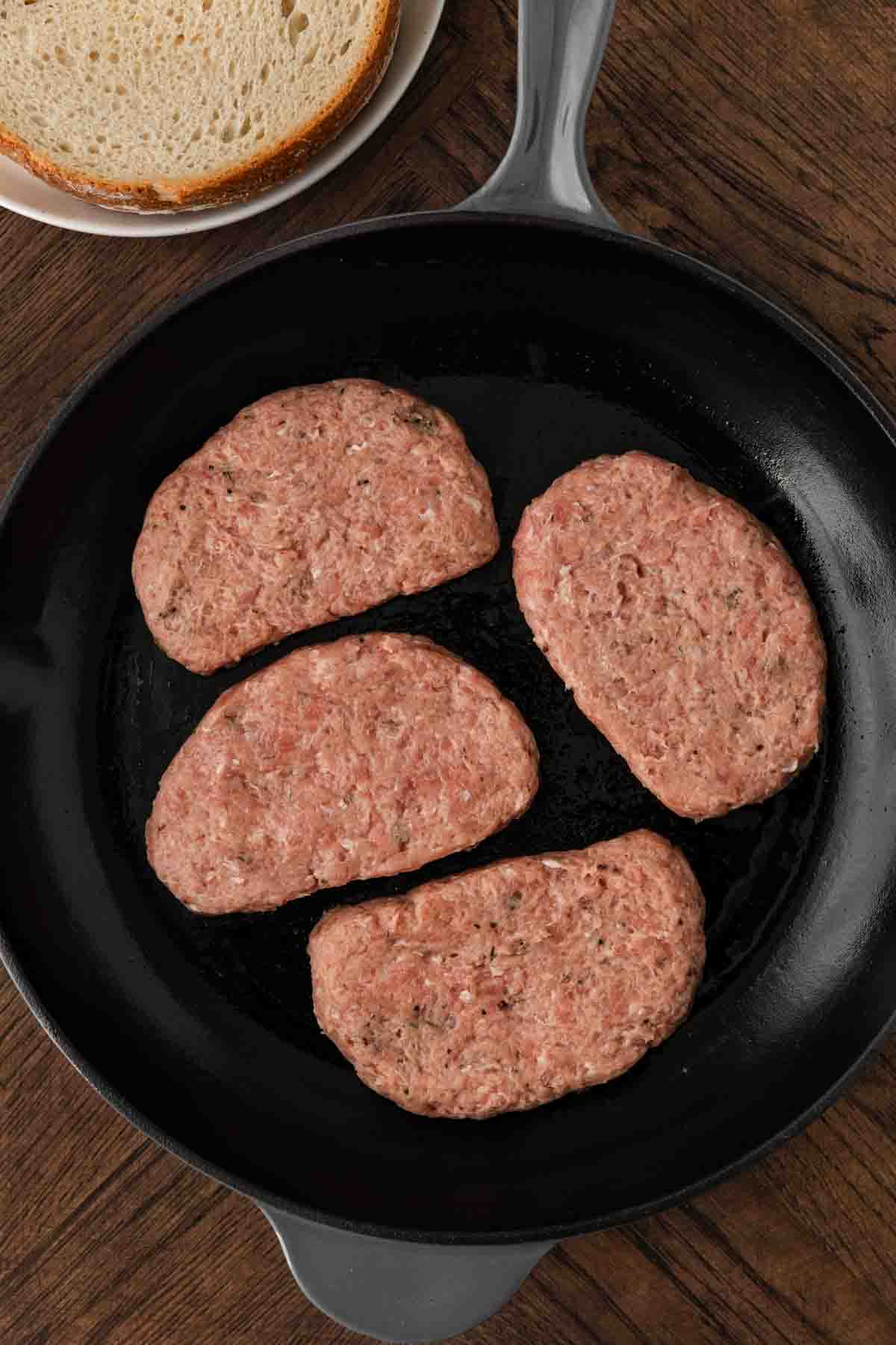 Raw turkey patties