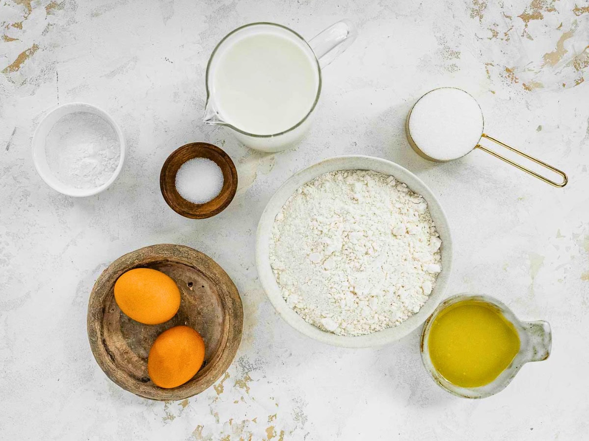 unmixed ingredients in separate container