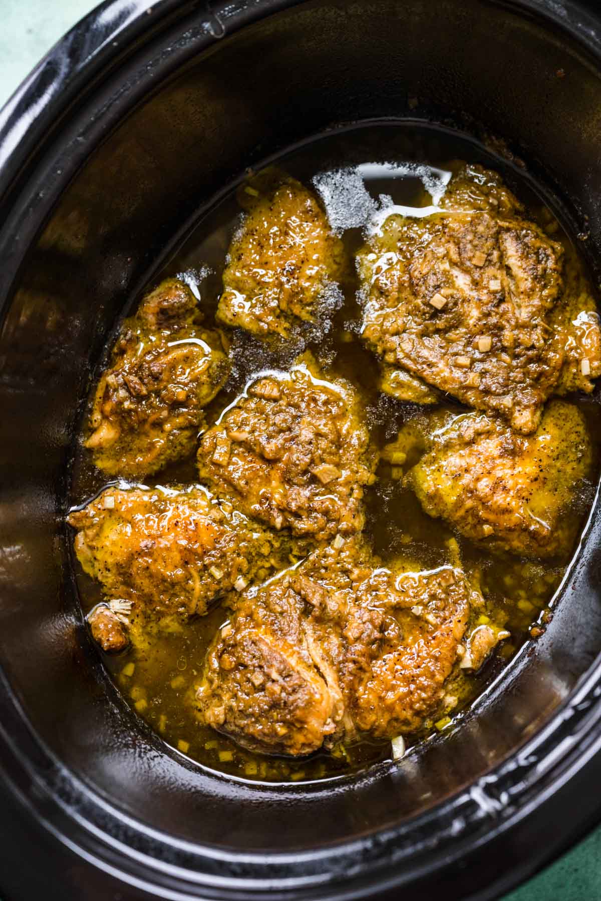 chicken in crockpot with pesto
