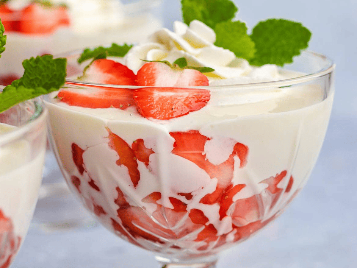 Side view of dessert in glass