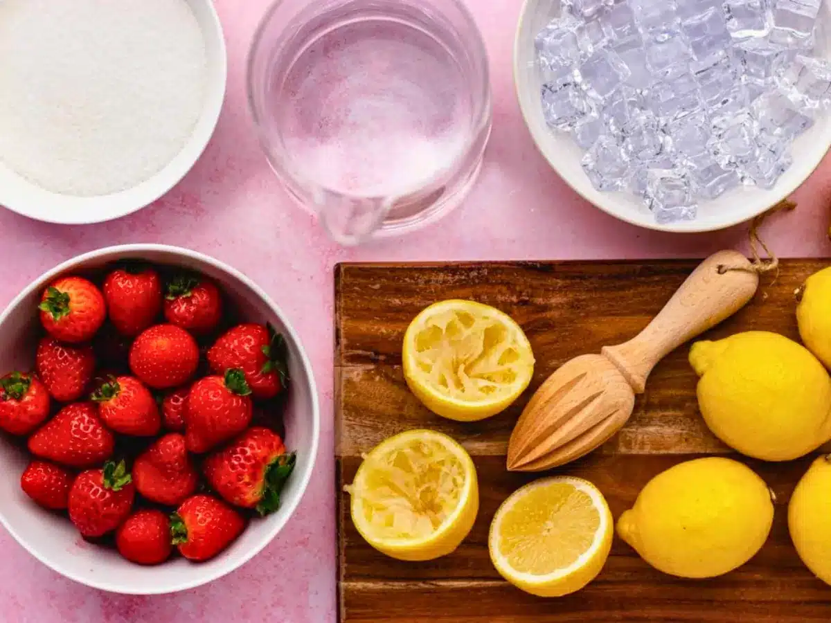 Strawberries, lemons and drink ingredients