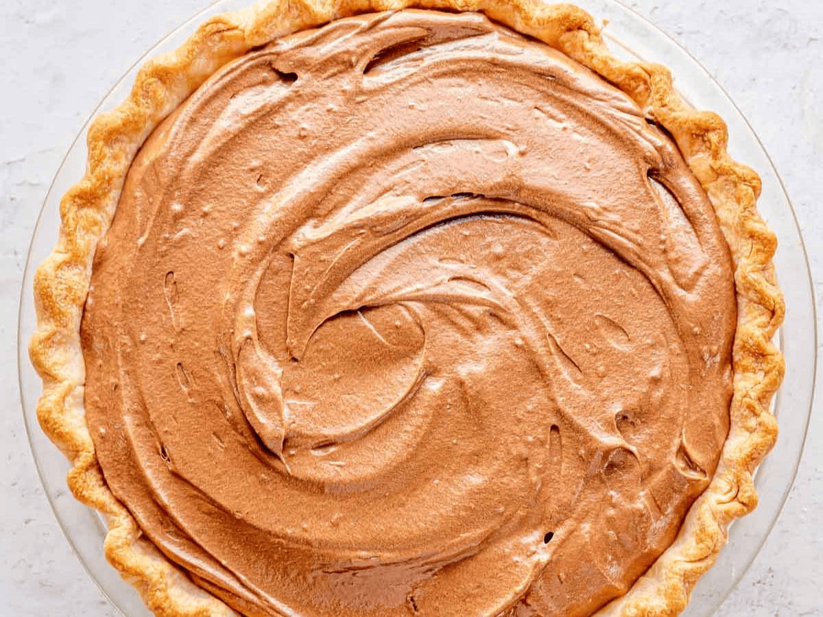 Chocolate mixture in a pie crust
