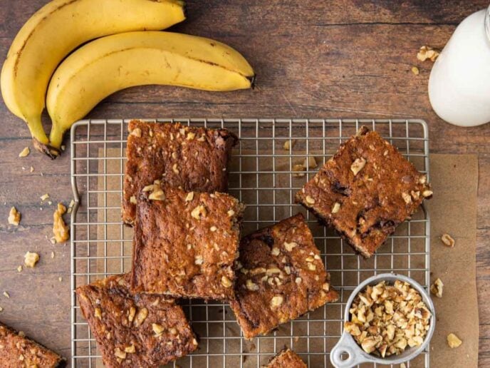 Banana Bread Brownies Recipe - Dinner, then Dessert