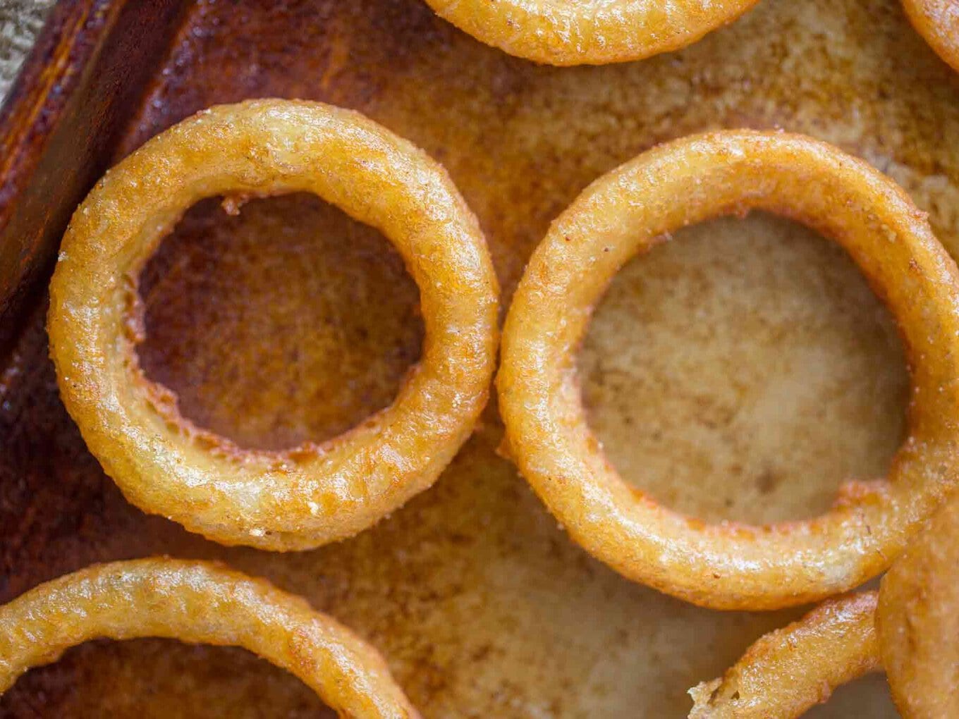 Beer Battered Onion Rings are the perfect combination of crispy, light and fluffy with a hint of sweetness from the beer. Easy Onion Rings with Beer Batter