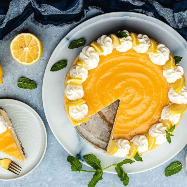 Aerial view of cheesecake with a slice removed