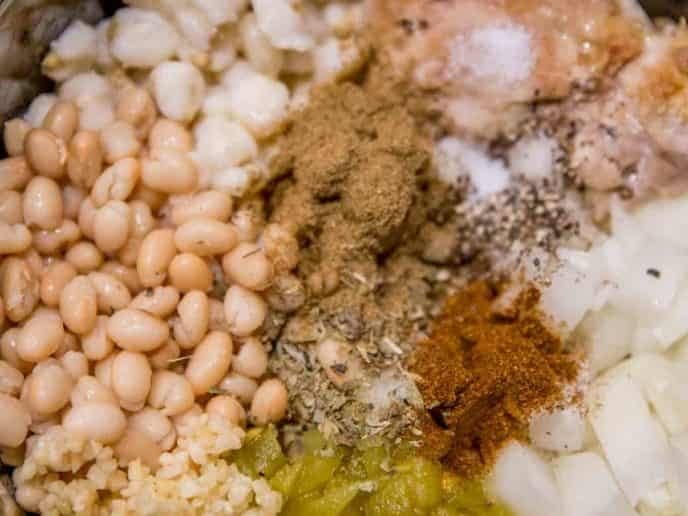 ingredients for white chicken chili