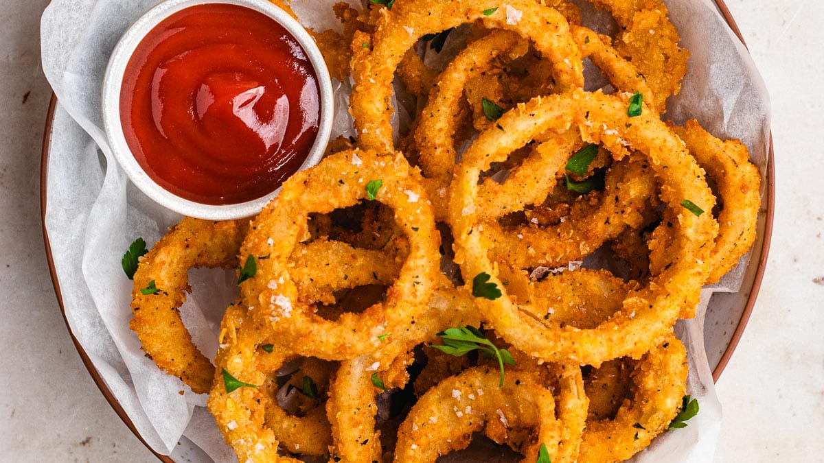 Homemade Onion Rings Recipe - Dinner, then Dessert
