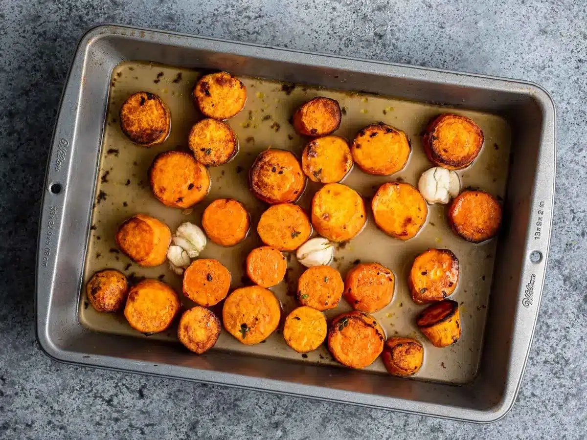 Vegetable cut in circles in a baking pan