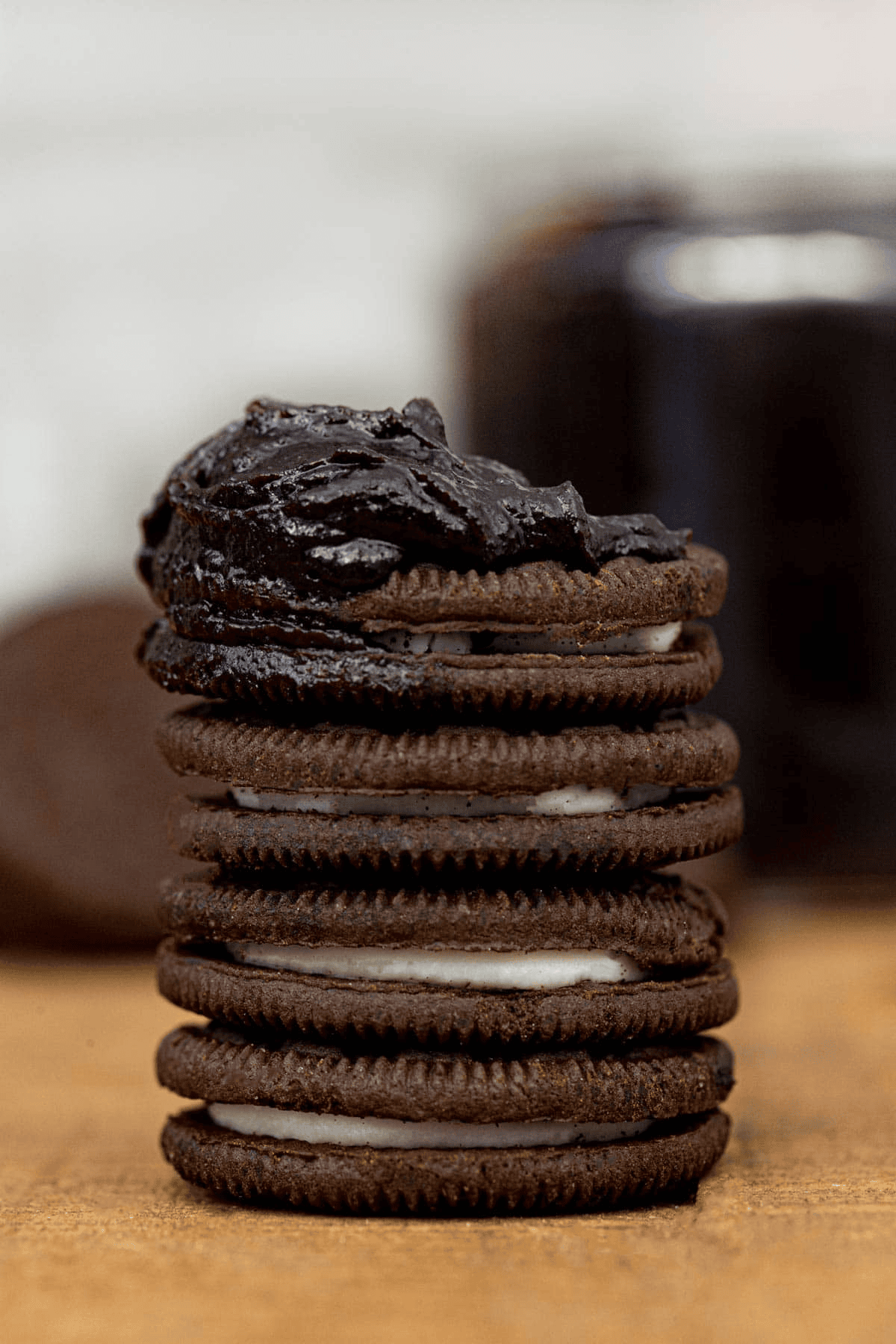 stack of oreo cookies with cookie butter on top