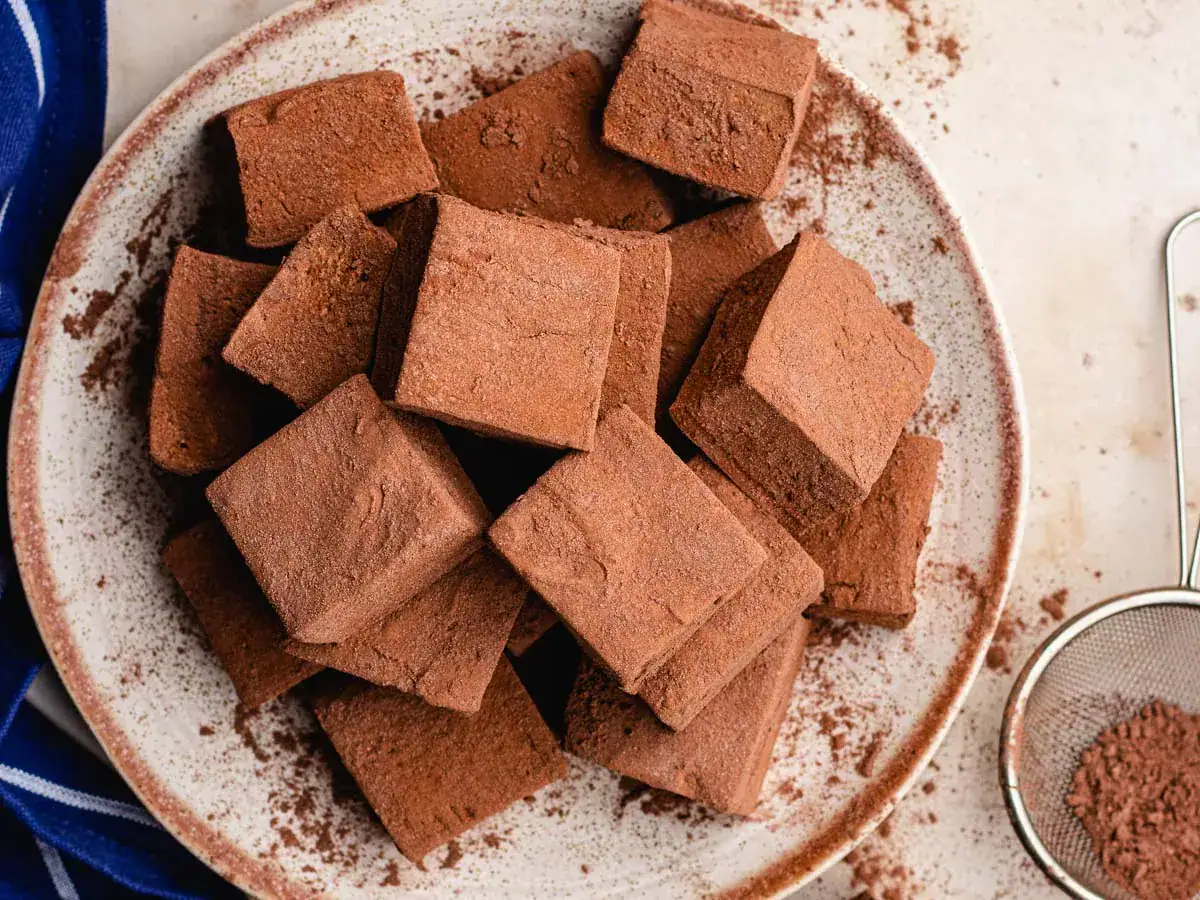 Cocoa marshmallows cut into squares