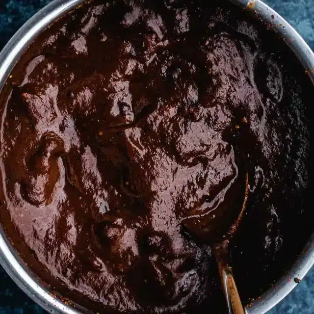 Sweet and tart Indian sauce.